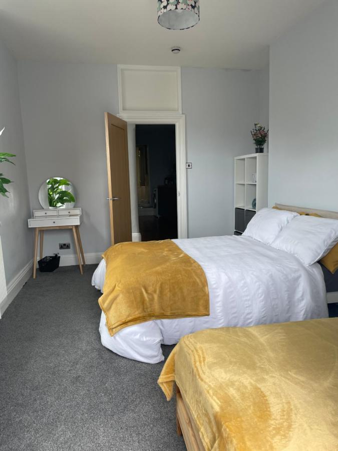 Great 2 Bedroom Flat Plymouth Extérieur photo
